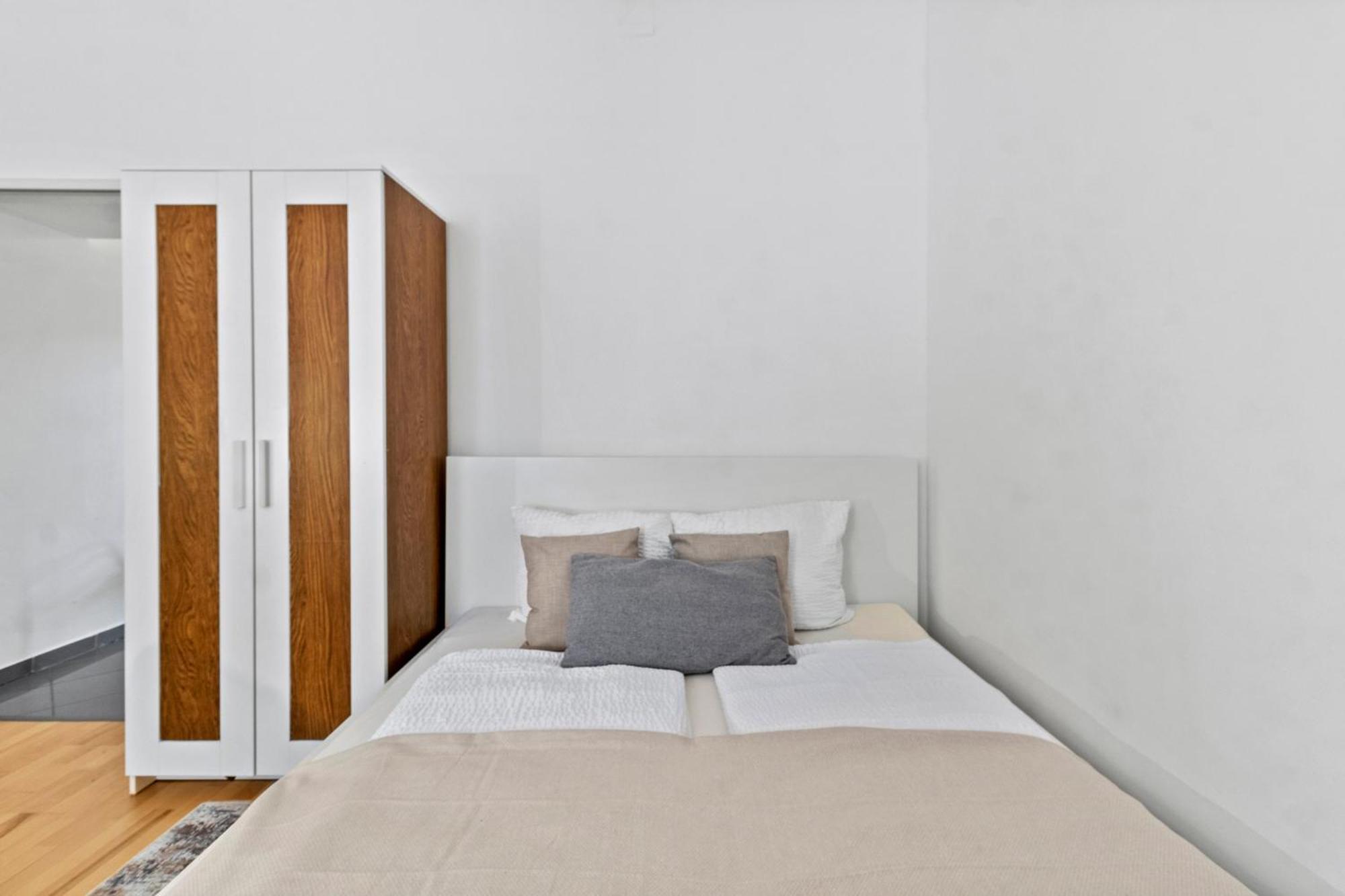 Stylish Apartment, 4 Min To U3 Zipperer Strasse Wien Exteriör bild