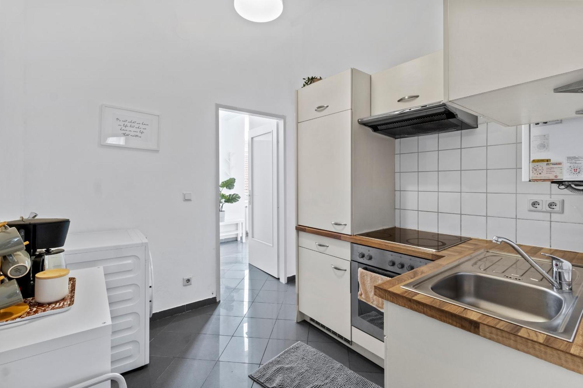 Stylish Apartment, 4 Min To U3 Zipperer Strasse Wien Exteriör bild